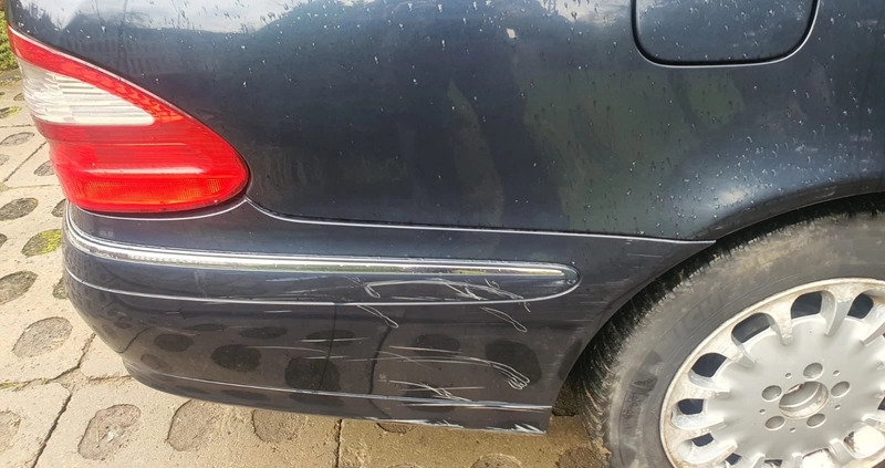 Mercedes-Benz Klasa E cena 11300 przebieg: 224500, rok produkcji 2004 z Bardo małe 254